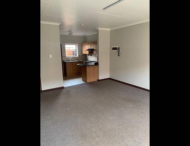 3 BEDROOM PROPERTY TO RENT IN BRENTWOOD PARK